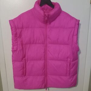 Free People in a bubble puffer vest FP Movement size medium